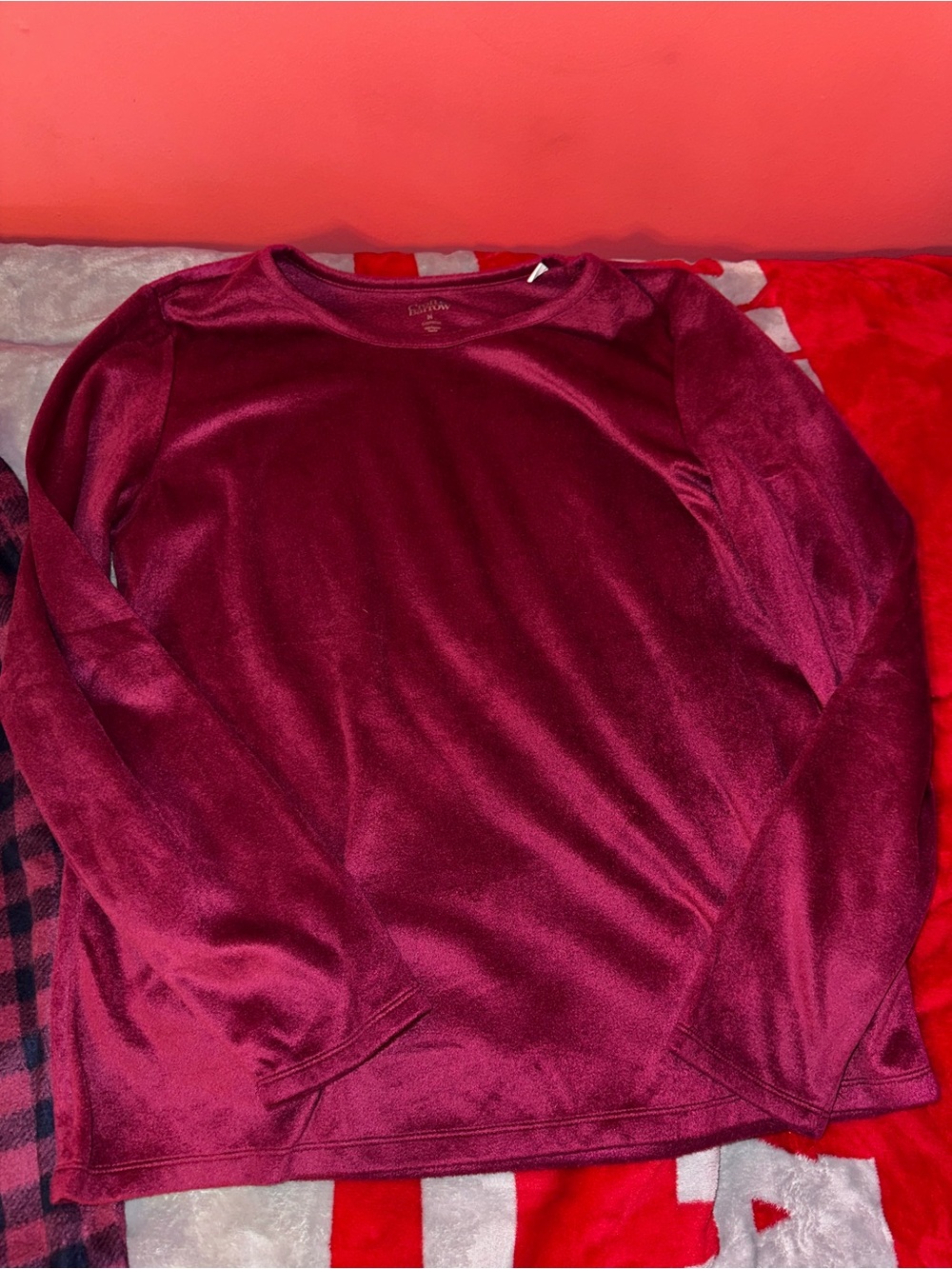 croft & barrow Women’s Maroon Pajama Set - Picture 6 of 8